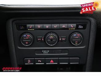 Volkswagen Beetle Cabriolet 1.4 TSI Club BlueMotion Navi Clima Cruise SHZ PDC picture 24