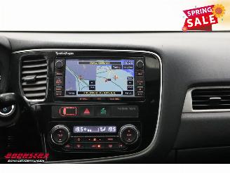 Mitsubishi Outlander 2.0 PHEV Instyle 4WD Leder Schuifdak Navi Clima Cruise SHZ AHK picture 12