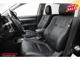 Mitsubishi Outlander 2.0 PHEV Instyle 4WD Leder Schuifdak Navi Clima Cruise SHZ AHK picture 13