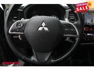 Mitsubishi Outlander 2.0 PHEV Instyle 4WD Leder Schuifdak Navi Clima Cruise SHZ AHK picture 17