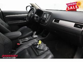 Mitsubishi Outlander 2.0 PHEV Instyle 4WD Leder Schuifdak Navi Clima Cruise SHZ AHK picture 10