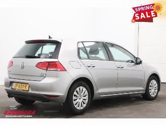 Volkswagen Golf 1.6 TDI Trendline BlueMotion Navi Bluetooth Airco Cruise picture 3