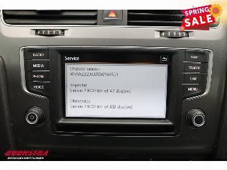 Volkswagen Golf 1.6 TDI Trendline BlueMotion Navi Bluetooth Airco Cruise picture 13