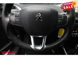 Peugeot 2008 1.2 PureTech Aut. Allure Navi Clima Cruise Camera 44.483 km! picture 17