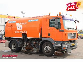 MAN TGM 18.240 Bucher Optifant 70 Kehrmaschine picture 2