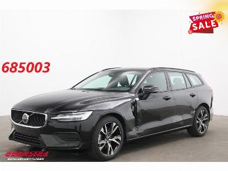 Damaged car Volvo V-60 B4 Core LED ACC Leder Apple/Android Camera LRHZ SHZ 2.234 km! 2025/12