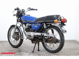 Yamaha  RS125 DX picture 4