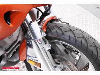 Honda GL 1800 Gold Wing Dual C-ABS Deluxe Reverse Cruise picture 15