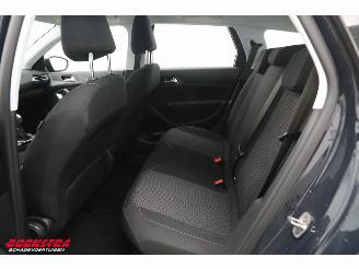 Peugeot 308 SW 1.2 PureTech Blue Lease Navi Clima Cruise LED Apple/Android picture 9