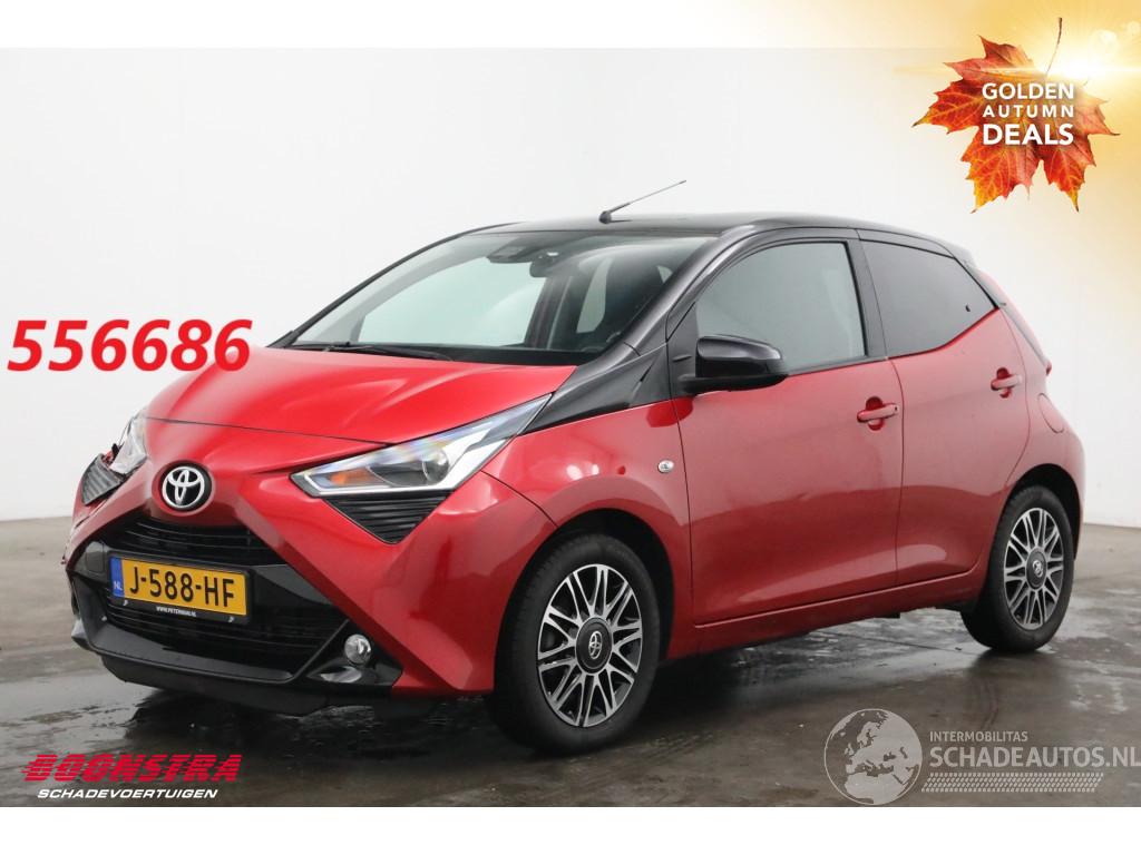 Toyota Aygo 1.0 VVT-i x-clusiv Apple/Android Clima Cruise Camera PDC 15.694 km!