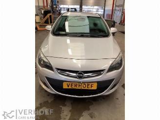 Dezmembrări autoturisme Opel Astra Astra J (PC6/PD6/PE6/PF6), Hatchback 5-drs, 2009 / 2015 1.4 Turbo 16V 2012/9