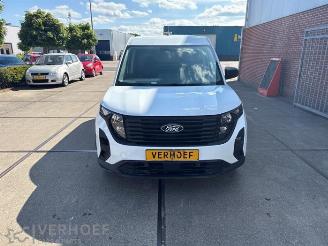 disassembly passenger cars Ford Courier Transit Courier, Van, 2023 1.0 EcoBoost 100 2024/4
