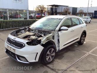 Salvage car Kia Niro Niro I (DE), SUV, 2016 / 2022 1.6 GDI Hybrid 2016/11