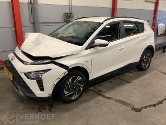 Vrakbiler auto Hyundai Bayon Bayon, SUV, 2021 1.0 T-GDI 12V Mild Hybrid 48V 2022/12