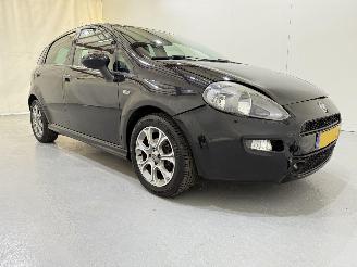 damaged passenger cars Fiat Punto 0.9 TwinAir Turbo 100 Lounge 2015/6