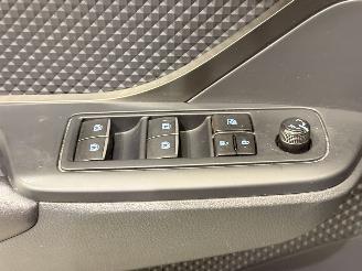 Toyota C-HR 1.2 Turbo C-ity picture 23