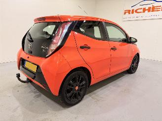 Toyota Aygo HB 1.0 VVT-i x-cite Navi/Airco picture 6