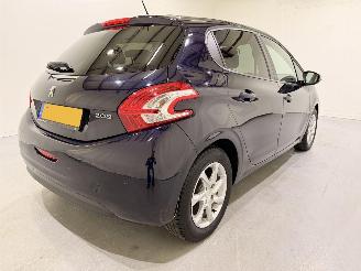 Peugeot 208 HB 1.2 VTi Style Navi/Clima picture 6