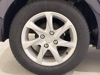 Peugeot 208 HB 1.2 VTi Style Navi/Clima picture 23