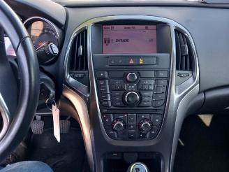 Opel Astra Astra J Sports Tourer (PD8/PE8/PF8), Combi, 2010 / 2015 1.4 Turbo 16V picture 16