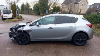 Opel Astra Astra J (PC6/PD6/PE6/PF6), Hatchback 5-drs, 2009 / 2015 1.4 Turbo 16V picture 4