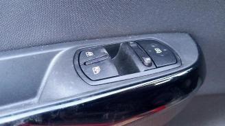 Opel Corsa-E Corsa E, Hatchback, 2014 1.0 SIDI Turbo 12V picture 22