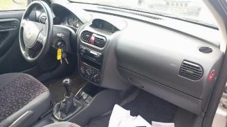 Opel Corsa Corsa C (F08/68), Hatchback, 2000 / 2009 1.4 16V picture 9