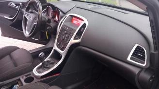 Opel Astra Astra J (PC6/PD6/PE6/PF6), Hatchback 5-drs, 2009 / 2015 1.4 Turbo 16V picture 11