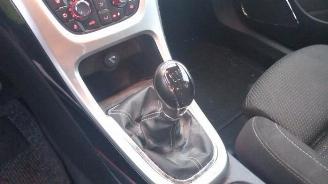 Opel Astra Astra J (PC6/PD6/PE6/PF6), Hatchback 5-drs, 2009 / 2015 1.4 Turbo 16V picture 21