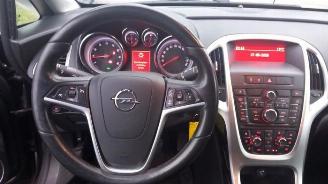 Opel Astra Astra J (PC6/PD6/PE6/PF6), Hatchback 5-drs, 2009 / 2015 1.4 Turbo 16V picture 12
