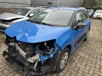 skadebil auto Citroën C3 1.2 PureTech Feel 2017/7