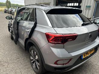 Volkswagen T-Roc 1.0 TSI    Move picture 9