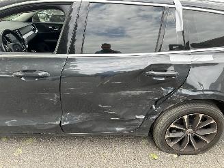 Volvo V-60 2.0 D 3  Momentum picture 7