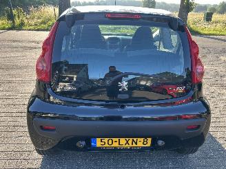 Peugeot 107 1.0  3 Drs picture 4