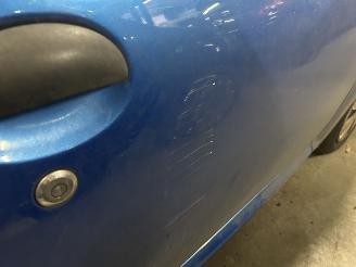 Peugeot 107 1.0 Accent  5 Drs-Airco picture 4