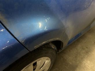 Peugeot 107 1.0 Accent  5 Drs-Airco picture 5