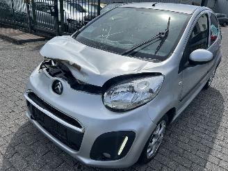 krockskadad bil auto Citroën C1 1.0 First Edition  5 drs-Airco 2012/3