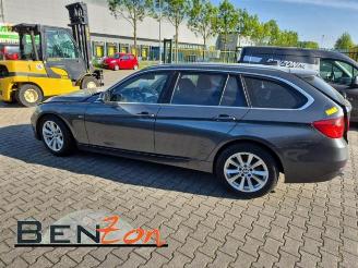 BMW 3-serie 3 serie Touring (F31), Combi, 2012 / 2019 320d 2.0 16V picture 2