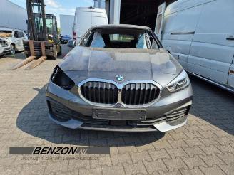 Coche siniestrado BMW 1-serie 1 serie (F40), Hatchback, 2019 116i 1.5 TwinPower 12V 2021/4