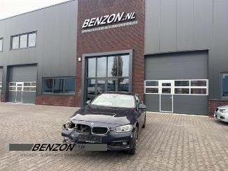 Damaged car BMW 3-serie 3 serie (F30), Sedan, 2011 / 2018 330e 2016/11