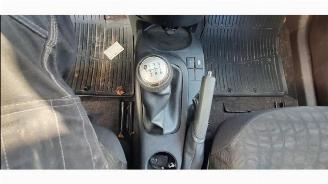 Toyota iQ  picture 8