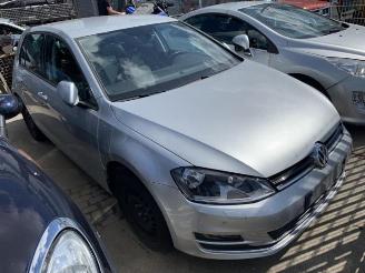 Uttjänta bilar auto Volkswagen Golf Golf VII (AUA), Hatchback, 2012 / 2021 1.2 TSI BlueMotion 16V 2015/0