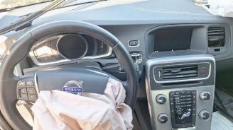 Volvo V-60 V60 I (FW/GW), Combi, 2010 / 2018 2.0 D2 16V picture 6