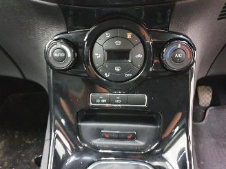 Ford Fiesta  picture 28