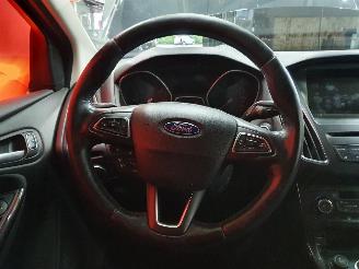 Ford Focus  picture 9