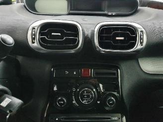 Citroën C3 picasso 1.6 VTi Exclusive picture 24