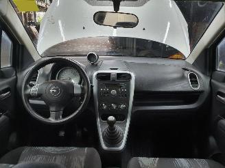 Opel Agila F68 1.2i picture 7