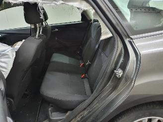 Ford Focus 1.0 EcoBoost 100pk picture 16