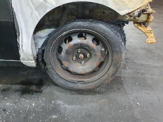 Opel Corsa F 1.2 Edition picture 10