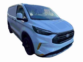 skadebil auto Ford Transit Custom SWB Trail 2024/6